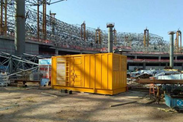 五莲发电机出租如何判断空气滤清器是否需要更换？