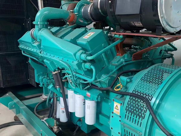 五莲更换100kW柴油发电机组机油时，需要注意哪些事项？